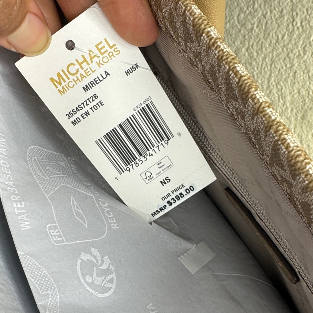 Michael Kors Mirella Medium Husk Tote Bag & Large Jet Set Wallet Set - Picture 11 of 11